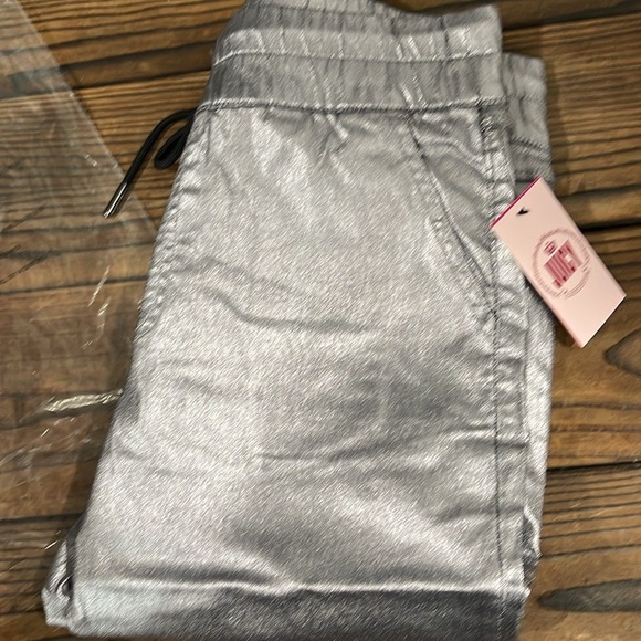 NWT Juicy Couture Women's Silver Pants - Picture 3 of 7